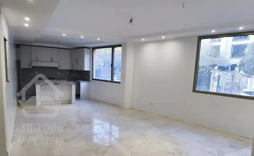 ۸۰متر درنیاوران/ فول بازسازی/غرق نور