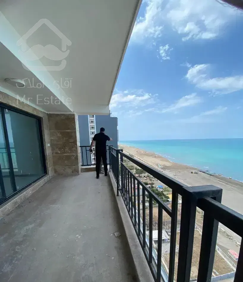 طبقات آخر برج ساحلی ۱۳۶ متر پلاک اول دریا