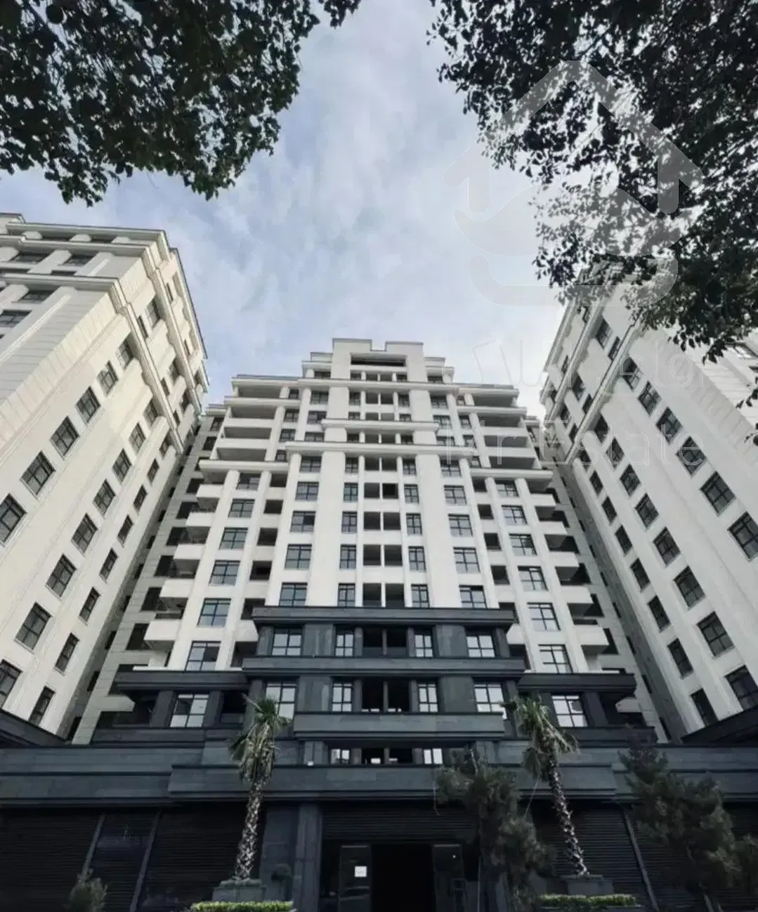 ۹۳ متر / لوکس مدرن/ برج مجلل چناران تهرانسر