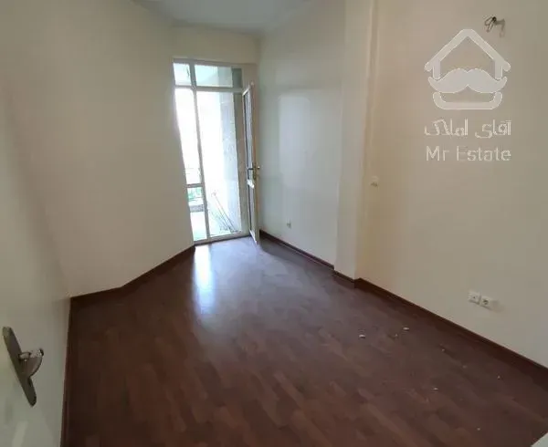 ۱۵۰متر باغ فردوس/ ویو ابدی/ فول امکانات/ ۲پارکینگ