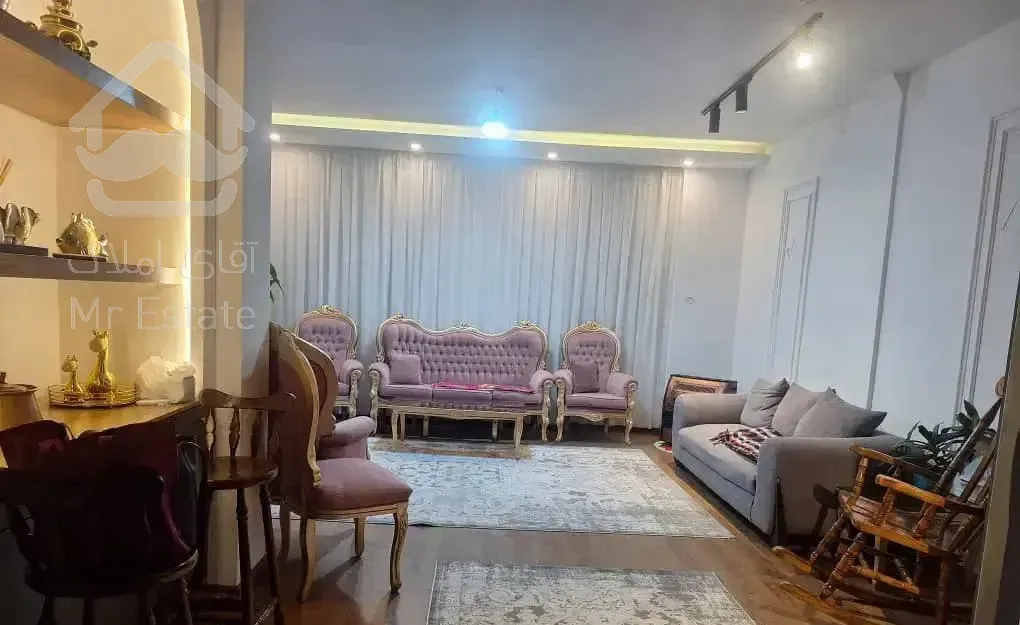 آپارتمان ۹۰ متری* نورگیر* نوسازی شده * مدرن * فول