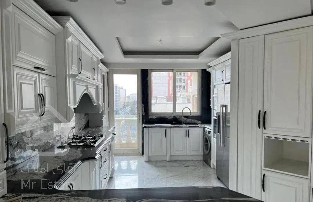 ۱۸۰ متر *فول فول*فاخر* بلوار ۲۴ متری