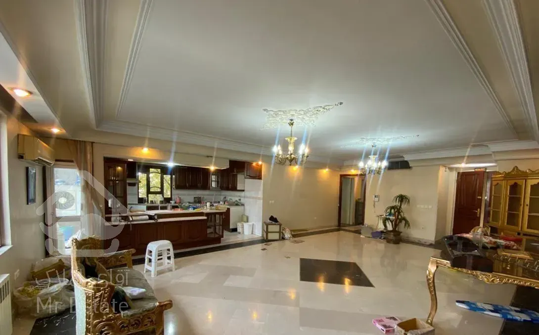 فروش آپارتمان ۱۳۰ متری ۳ خوابه کنار پارک معاوضه