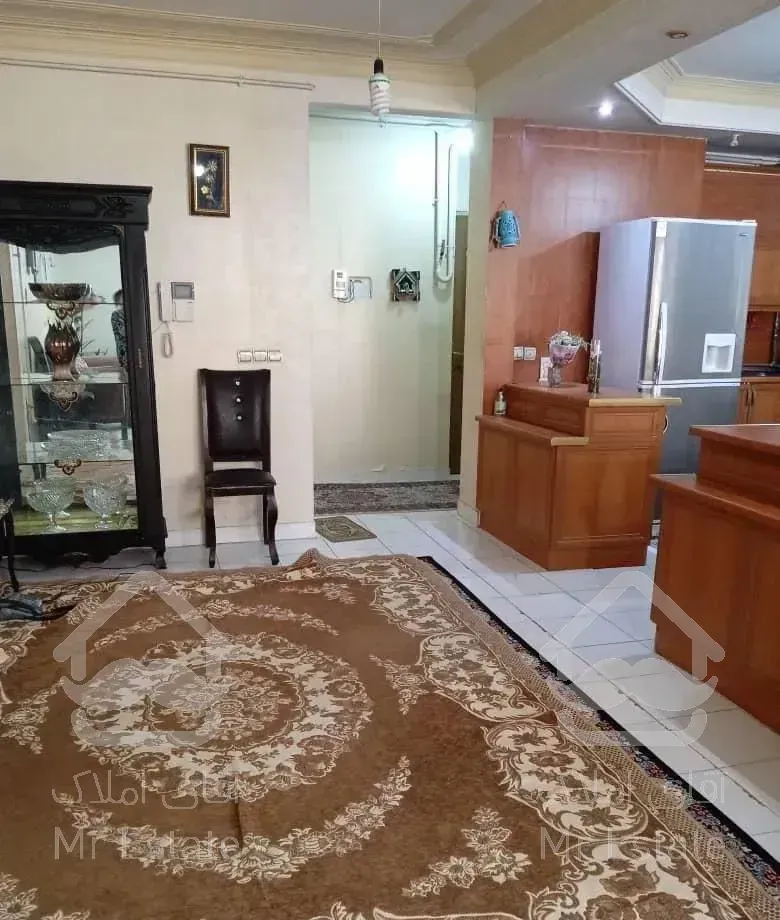 آپارتمان ۱۰۵متری خیابان ویلا