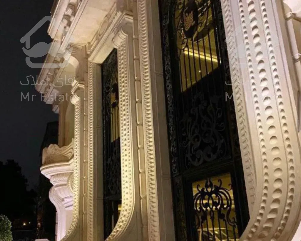 خرید آپارتمان مسکونی 285 متری نیاوران