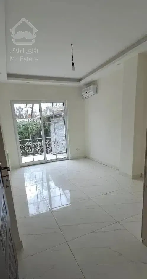 ویلایی  قلی پور  با باغچه حیاط نقلی و نوسازی شده