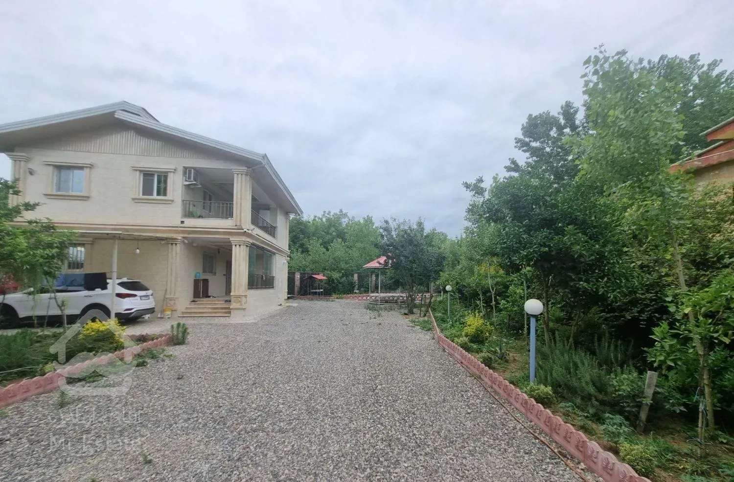 فروش خانه ویلایی 900متری جاده لنگرود به شلمان