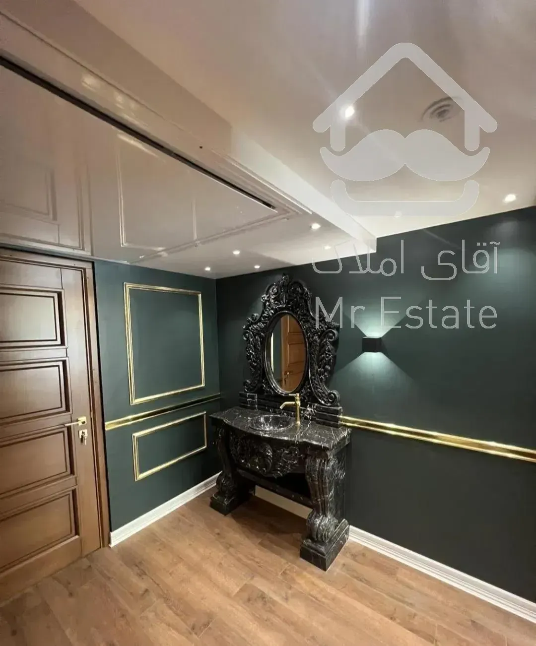 ۱۱۰متری میدان ونک  و شیک