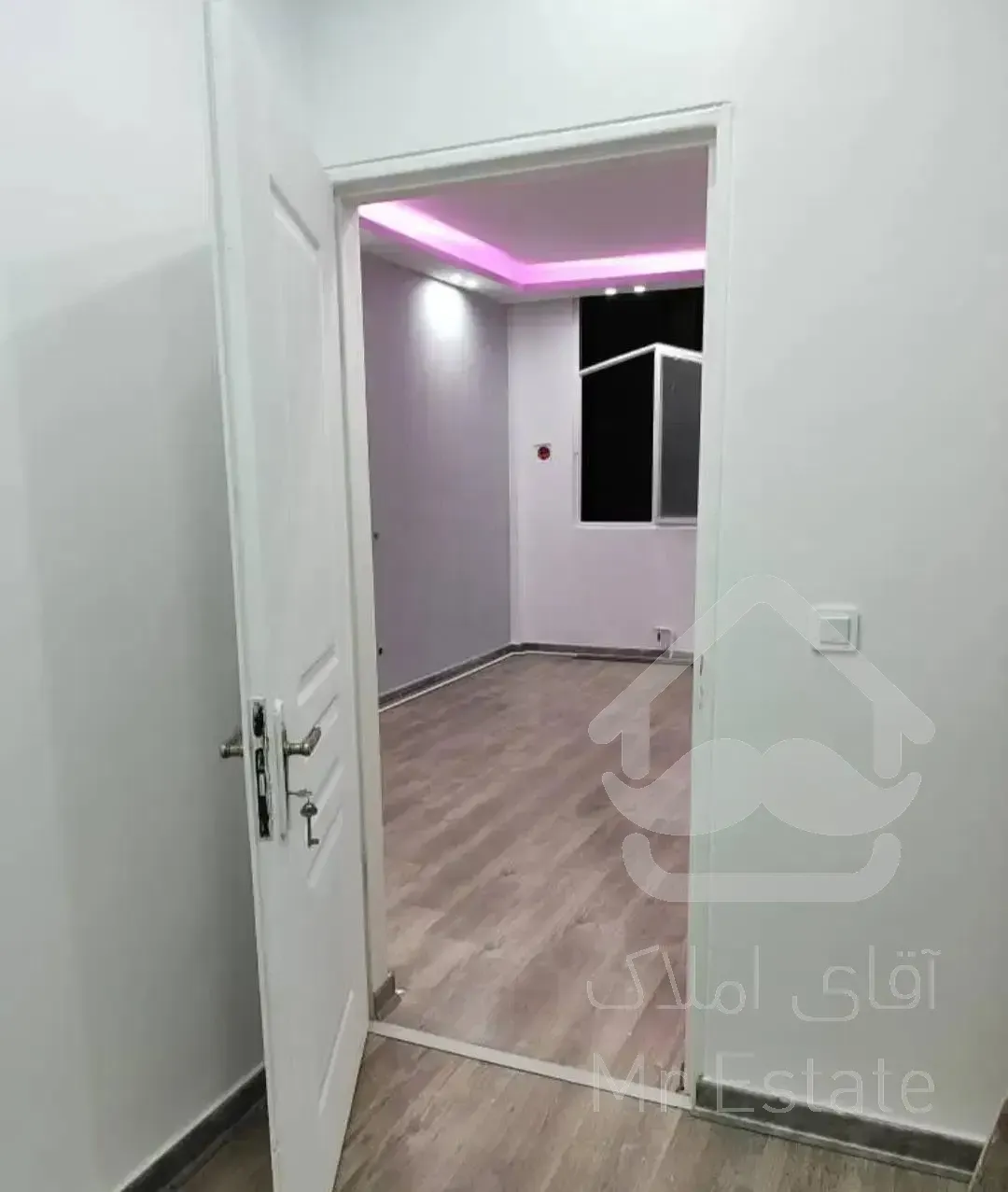 ۳۶ متر یکخوابه صفا غربی