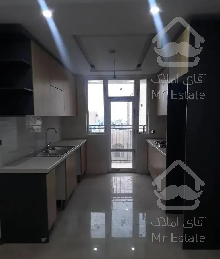 ۸۰متر کلید نخورده غربی های بوستان