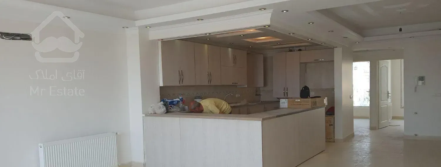 فروش آپارتمان ۸۴ متری ۲ خوابه طبقه ۳ در عرفان