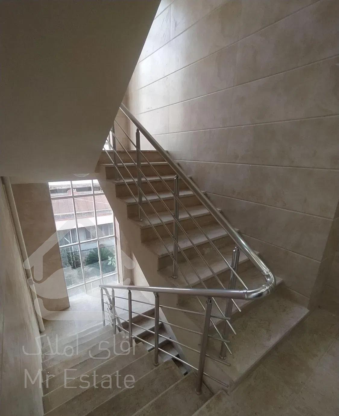 رهن اپارتمان ۱۱۰ متری خیابان گلستان