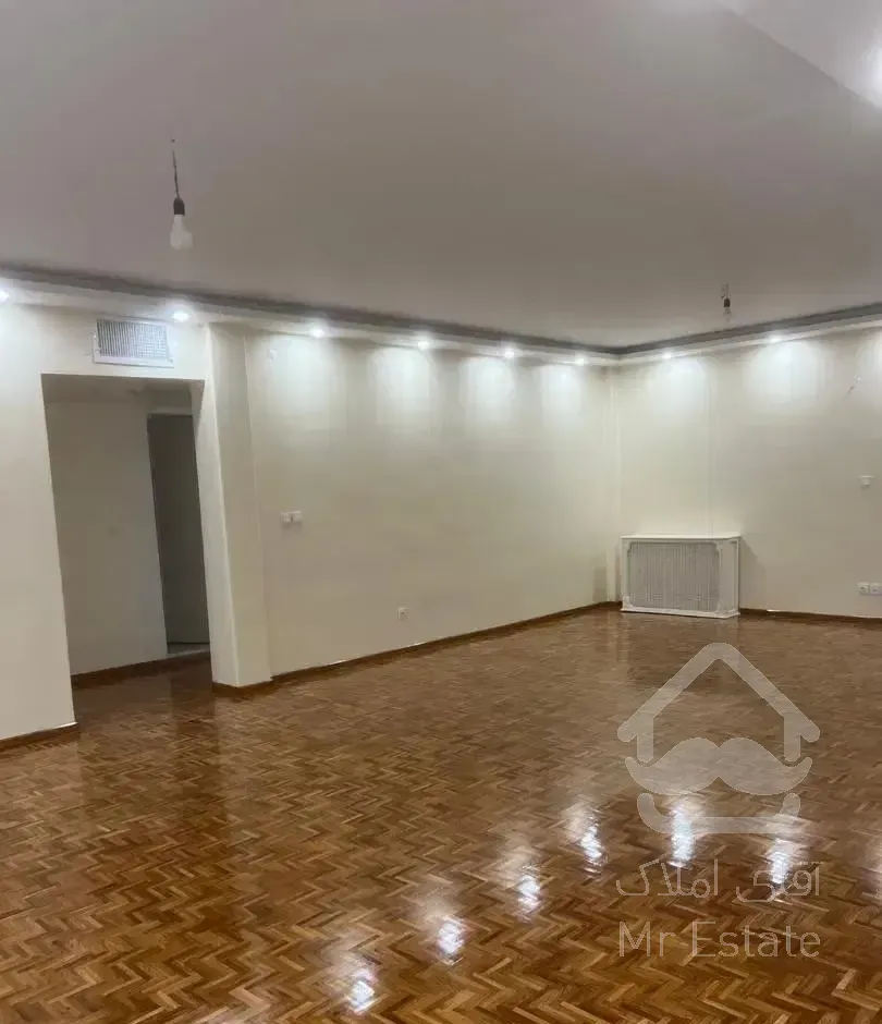 آپارتمان ۱۱۵ متر دو خواب گاندی