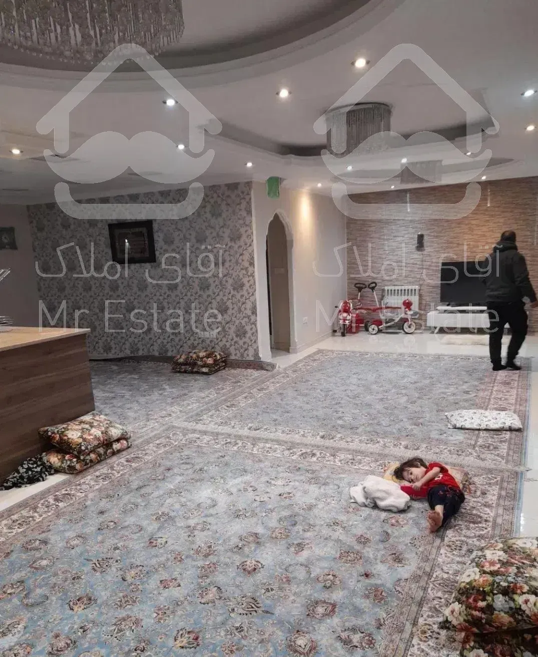 آپارتمان دو نبش خ فرصت شیرازی ۱۳۵ متر سه خواب