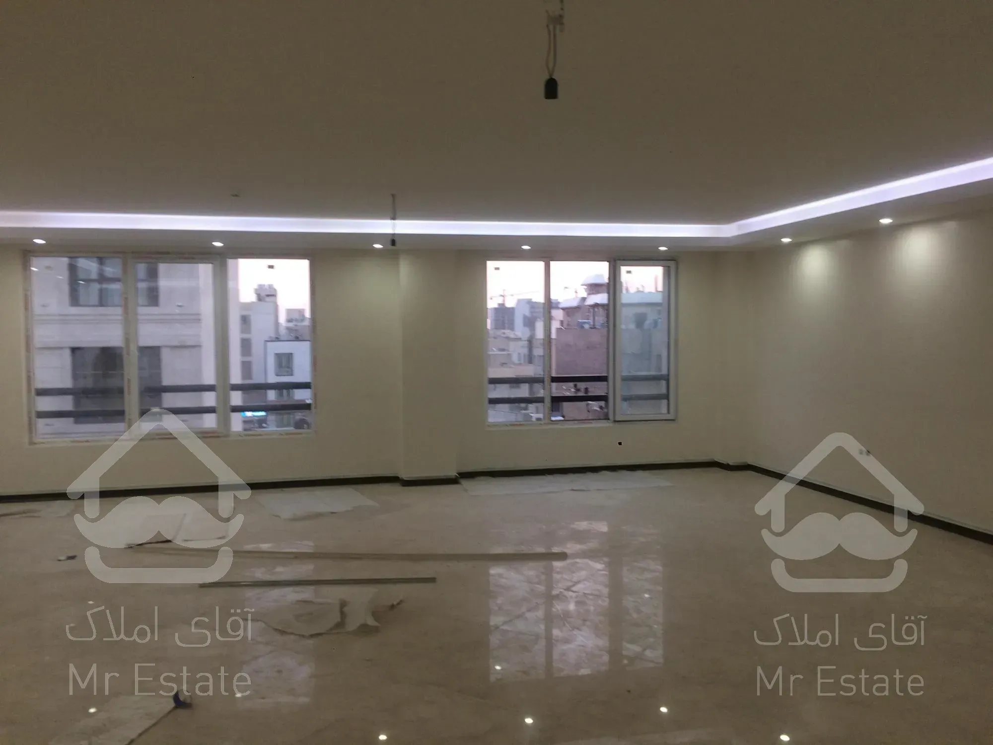 ۲۰۸متر نوساز صادقیه شمال فردوس شرق