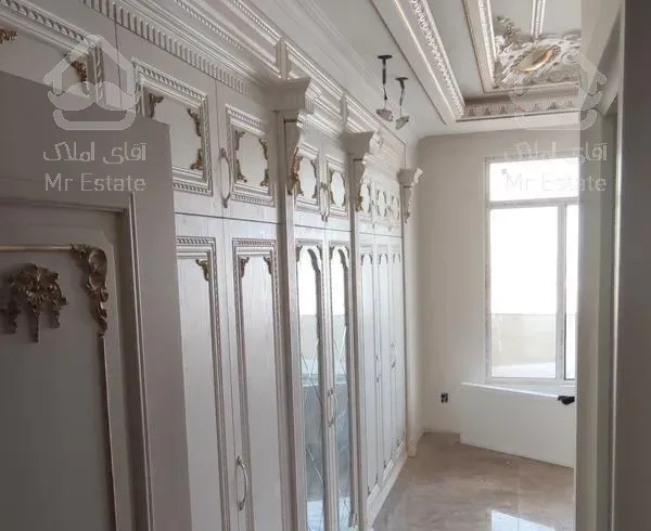 آپارتمان 200متری 3 خواب کلید نخورده فاز ۱