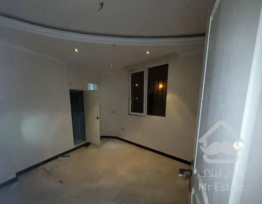 ۷۰ متر دو خواب پارکینگ دار  گذر صادقیه