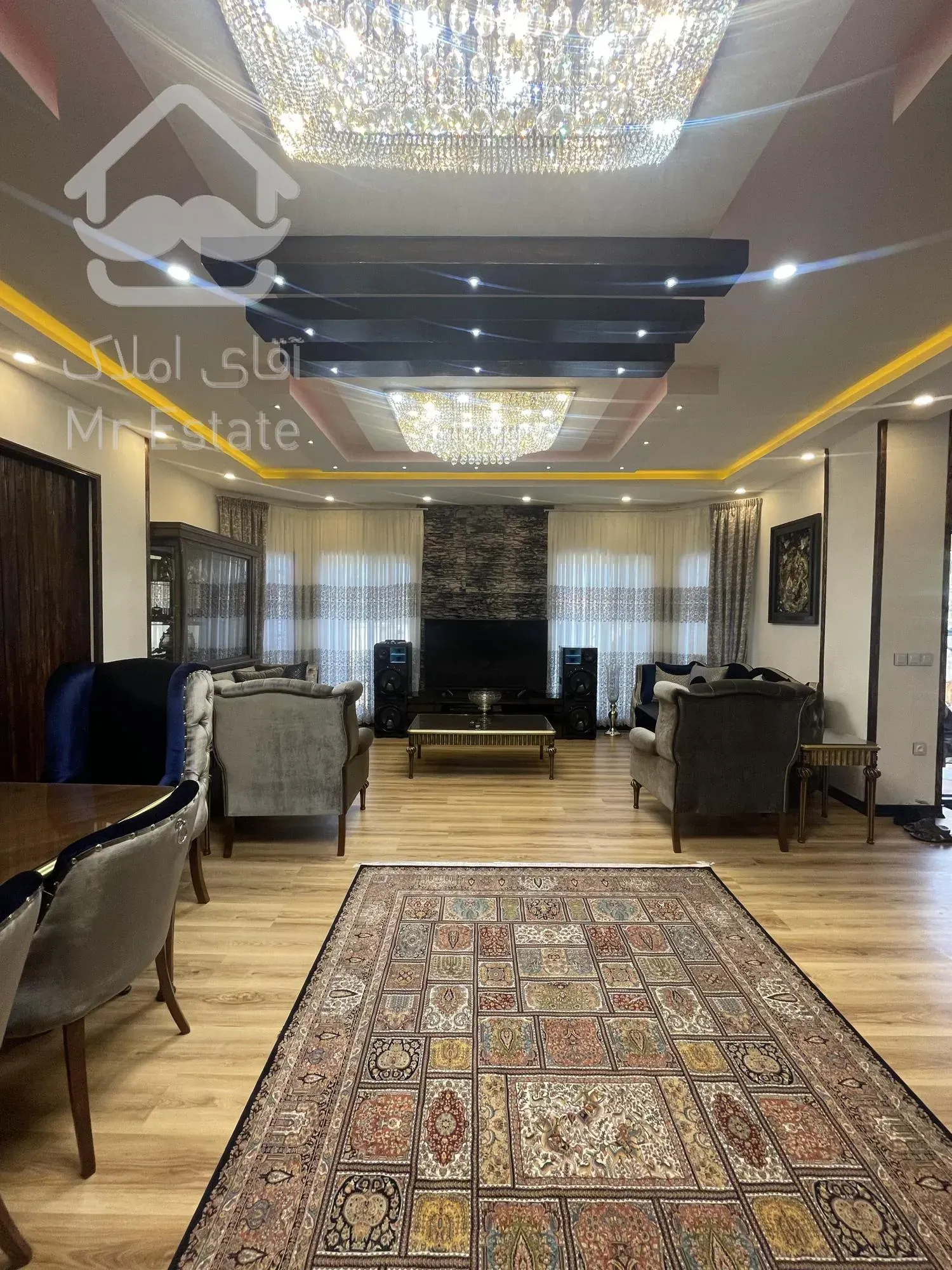 فروش فوری ویلا ۳۰۰ متری در سرخرود