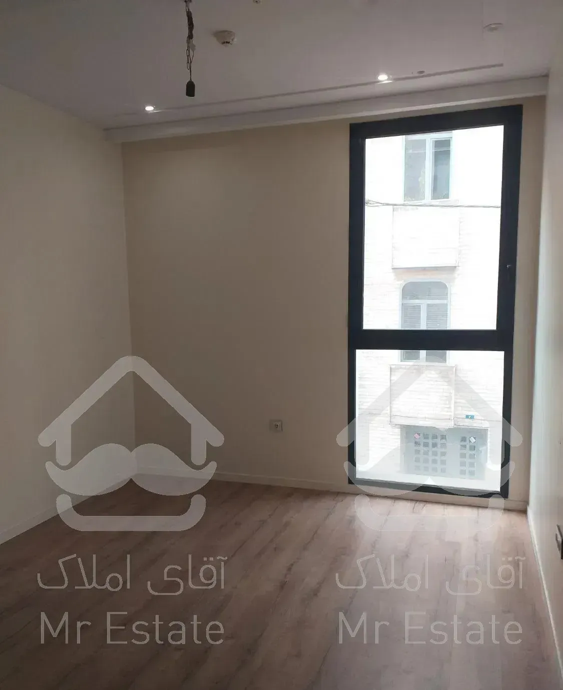 آپارتمان ۱۵۰ متری ( ۳ خواب / فول امکانات ) جلفا