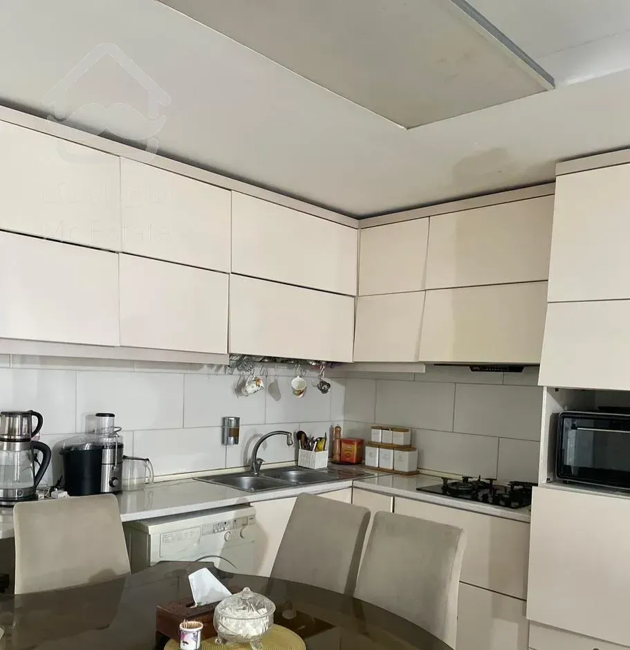 رهن واحد ۹۳ متری در فاز۲