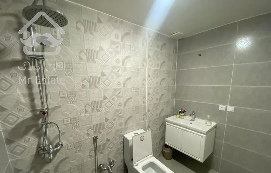 پاسداران ۱۴۲ متر بوستان