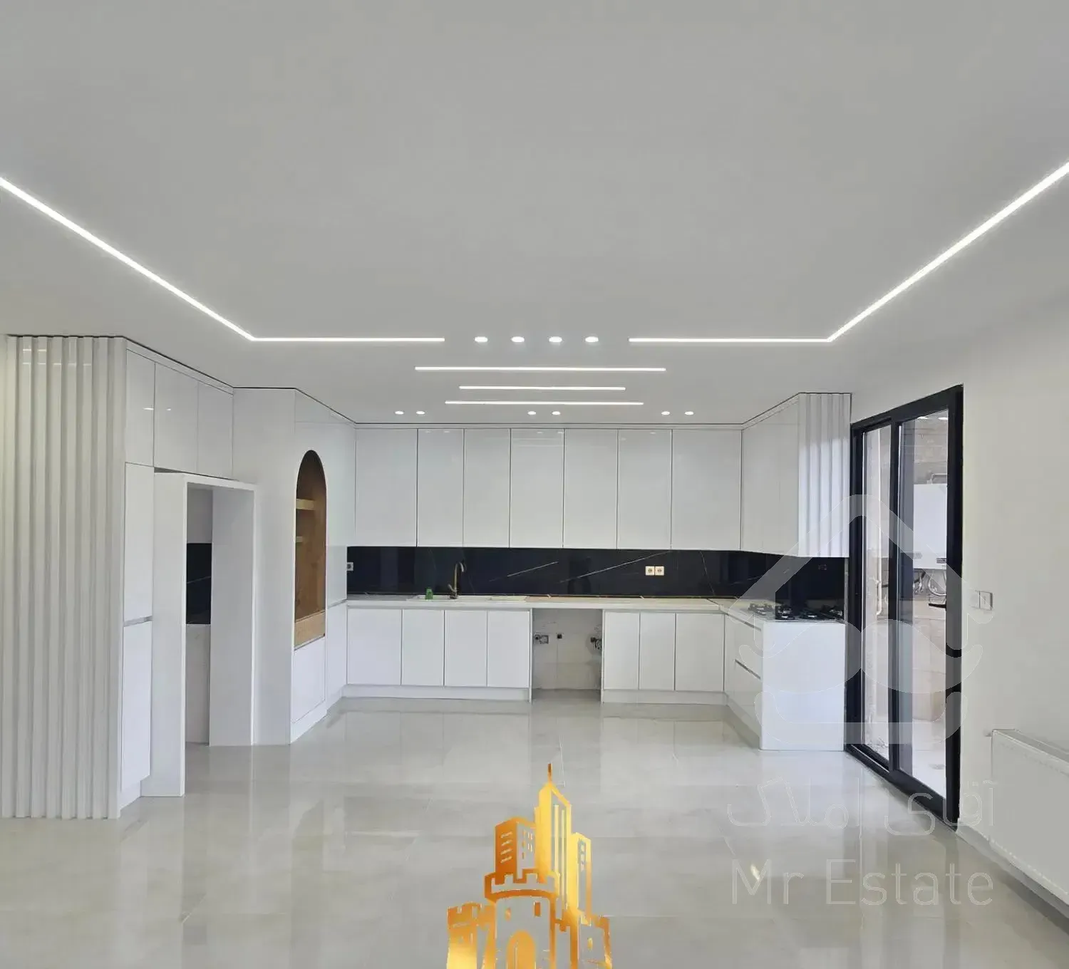 آپارتمان نوساز // ۱۱۳ متری // تاپ لوکیشن