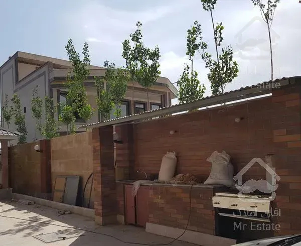 ۱۳۵۰ متر ویلا مبله اماده استفاده آبسرد