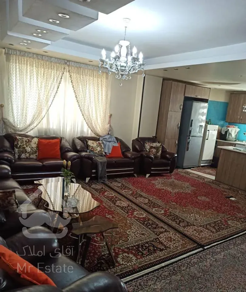 ٧١متری فول امکانات با پارکینگ های مهمان