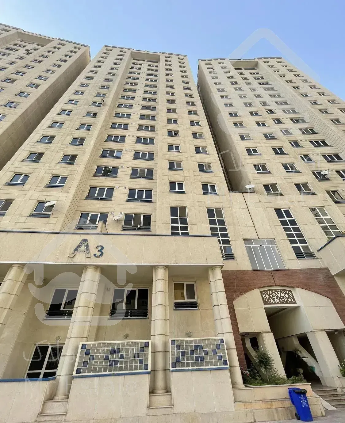 ۱۱۵ متر ۳ خواب/ خوش نقشه/ برج‌های همت یاس