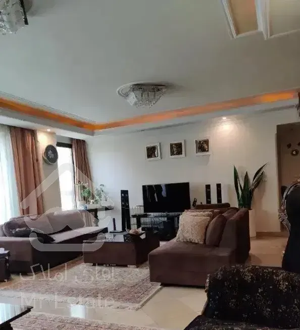 اجاره واحد ۱۰۰ متری تاپ ترین لوکیشن بابل