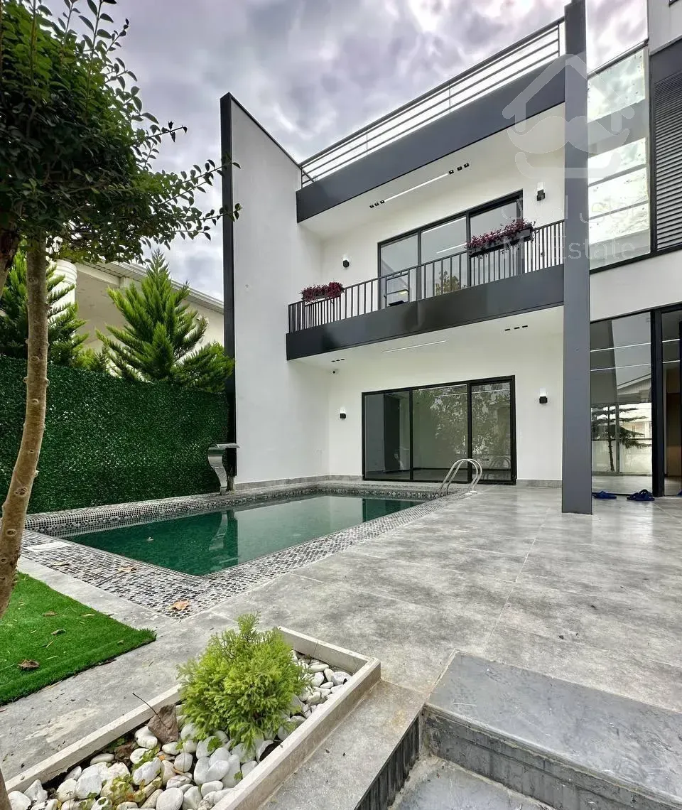 تریبلکس استخردار۳۵۰ متری/رووف دار/انشعابات نصب