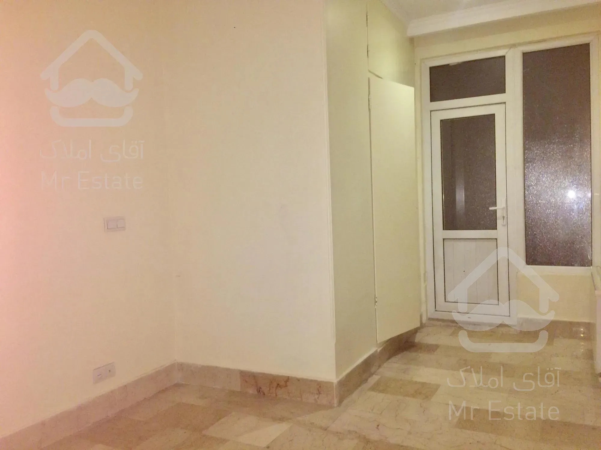 اجاره آپارتمان مسکونی ۵۳ متر تکخواب در صادقیه