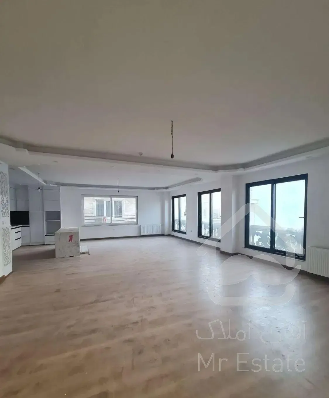 ۱۸۵ متر/نوساز/دیلمان/۲ پارکینگ/تخلیه