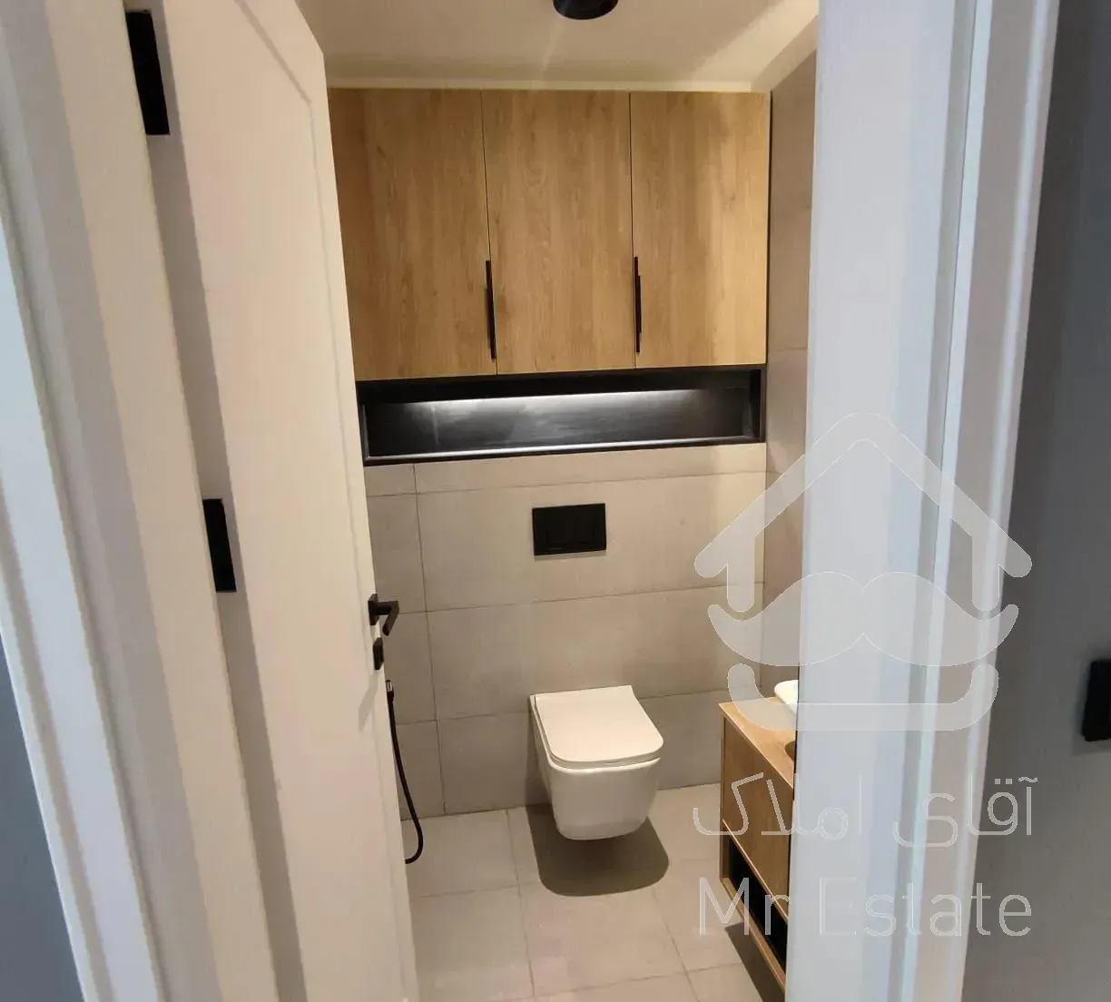 ۱۱۵متر فول /نوساز / لارستان