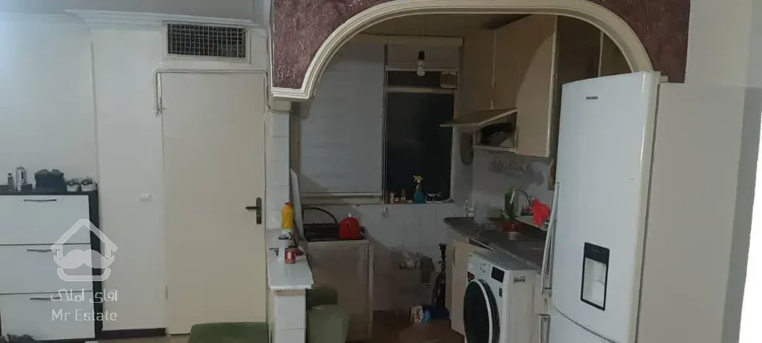 اپارتمان ۴۶ متری با ۶ متر انباری