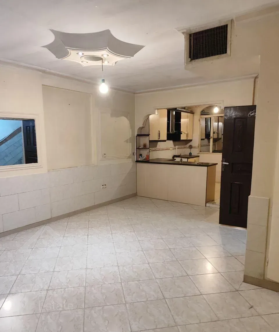 اجاره آپارتمان ۷۵ متری ۱ خوابه طبقه ۲ در زمزم