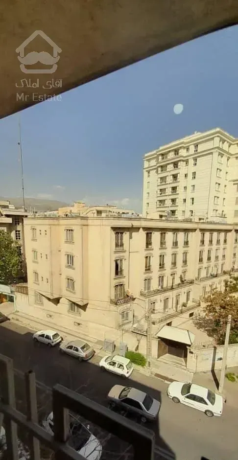 ۱۲۰متر جردن ولیعصر*پارک ملت*