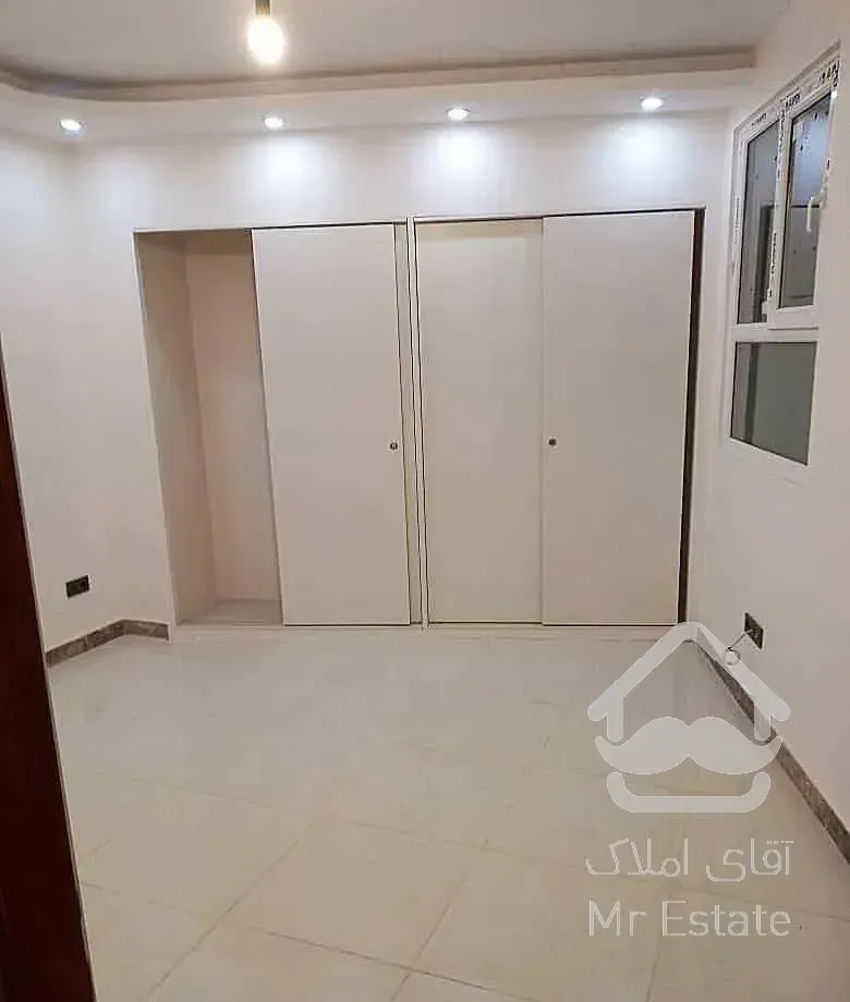 آپارتمان/۱۱۰متر/فول امکانات