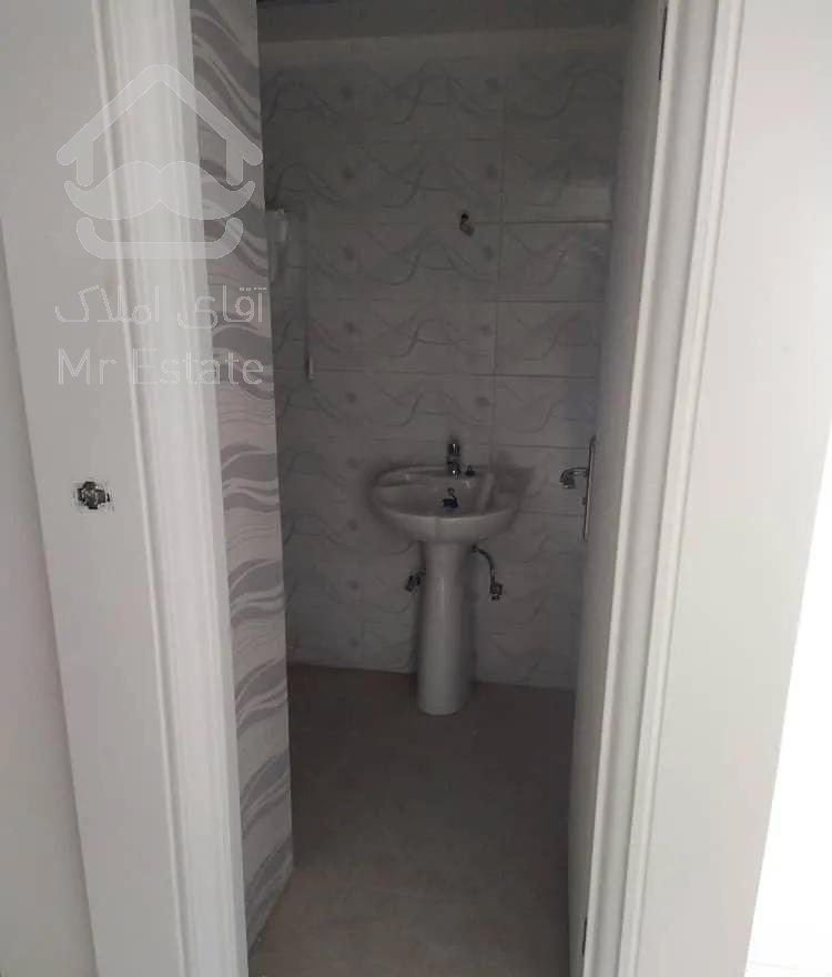 آپارتمان ۱۳۰ متری ۳خواب