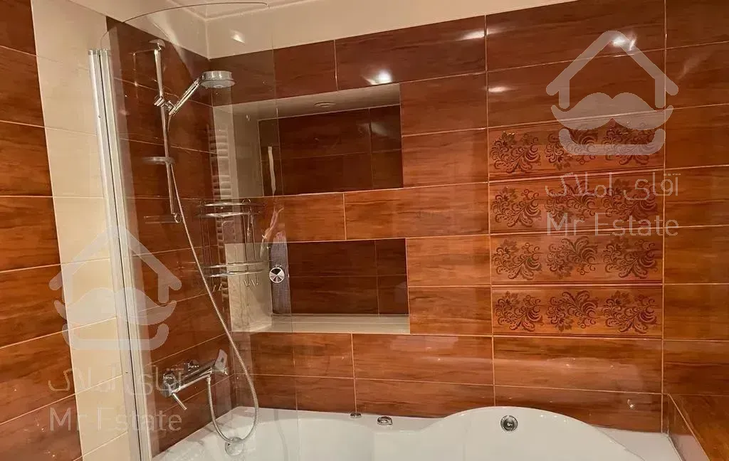 اپارتمان ۲۷۰ متر ۴ خواب تک واحدی فرمانیه شرقی