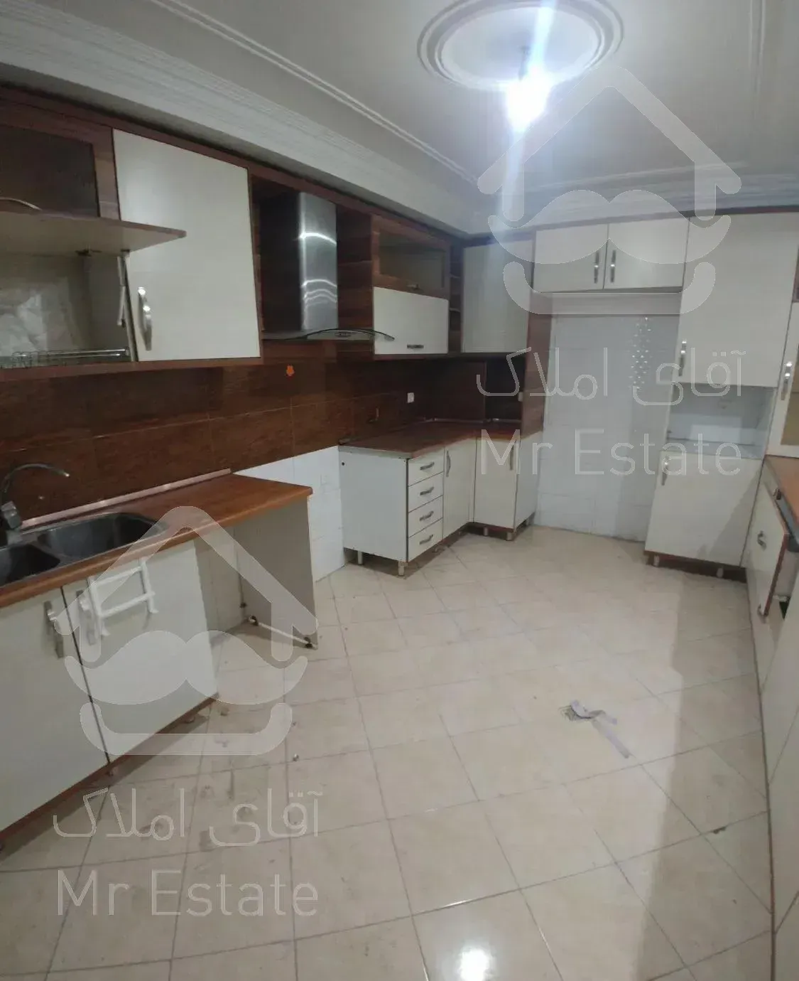 ۱۳۰متر۳خواب تکواحدی بازدید اول انتخاب آخر