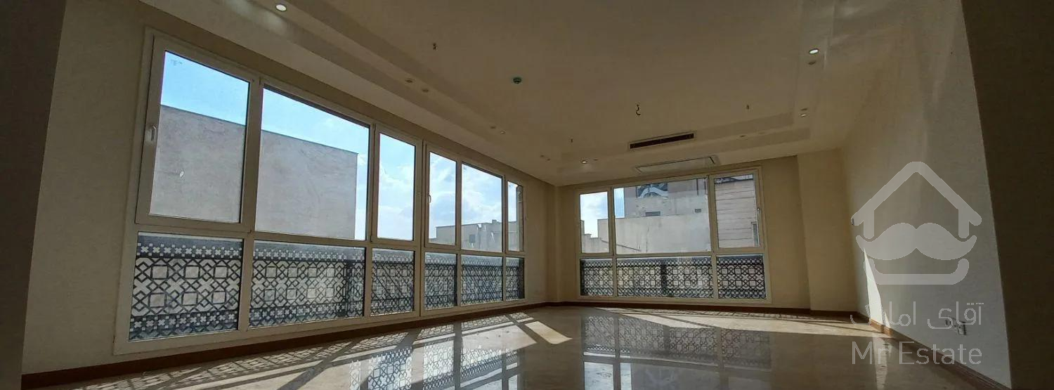 ۱۳۵متر/ ۳ خواب/مستر        نیاوران/ طبقه ۴