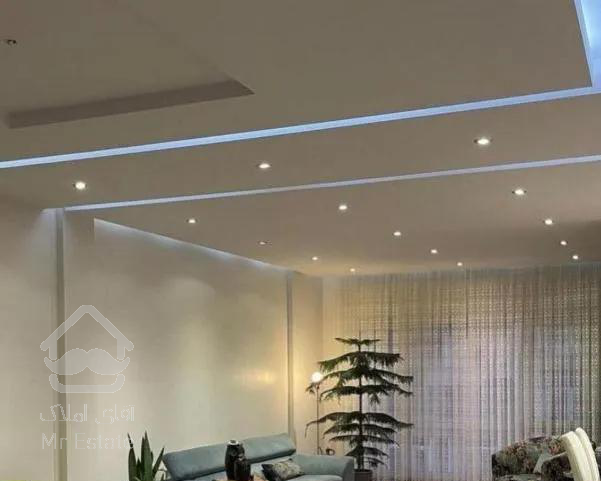 ۱۰۰ متر سالن پرده خور فول امکانات وسک