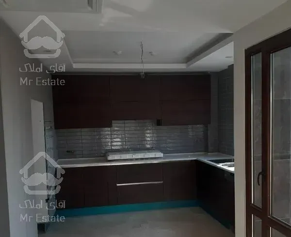 محله مشجر باغ‌فردوس۱۸۰متر ۲پارکینگ