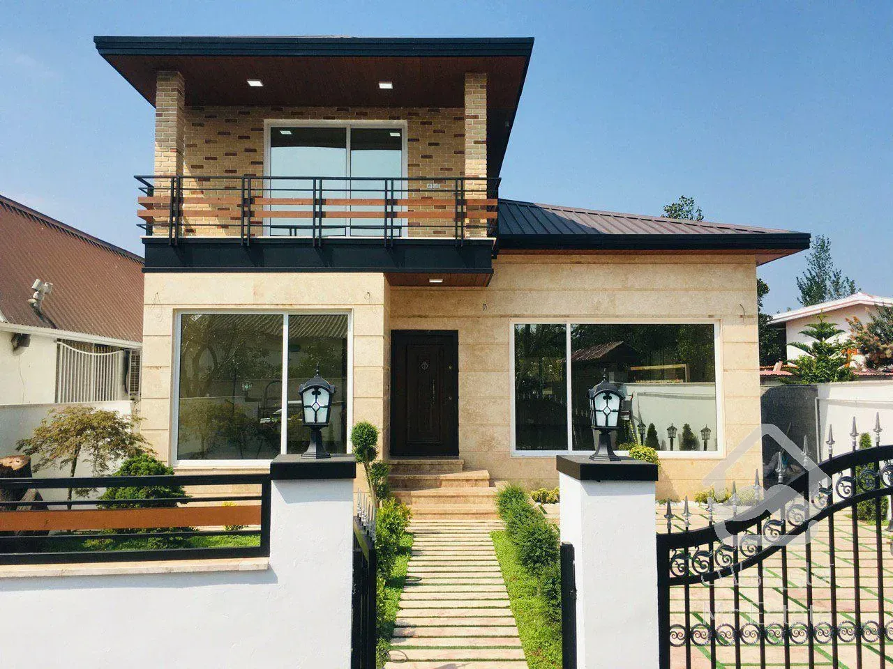 ١٧٠ متر منطقه گنج ياب نور