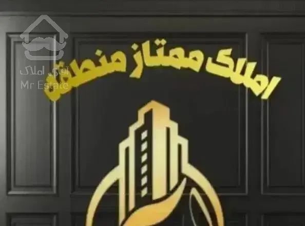 واحد 54 متری ، آسانسور