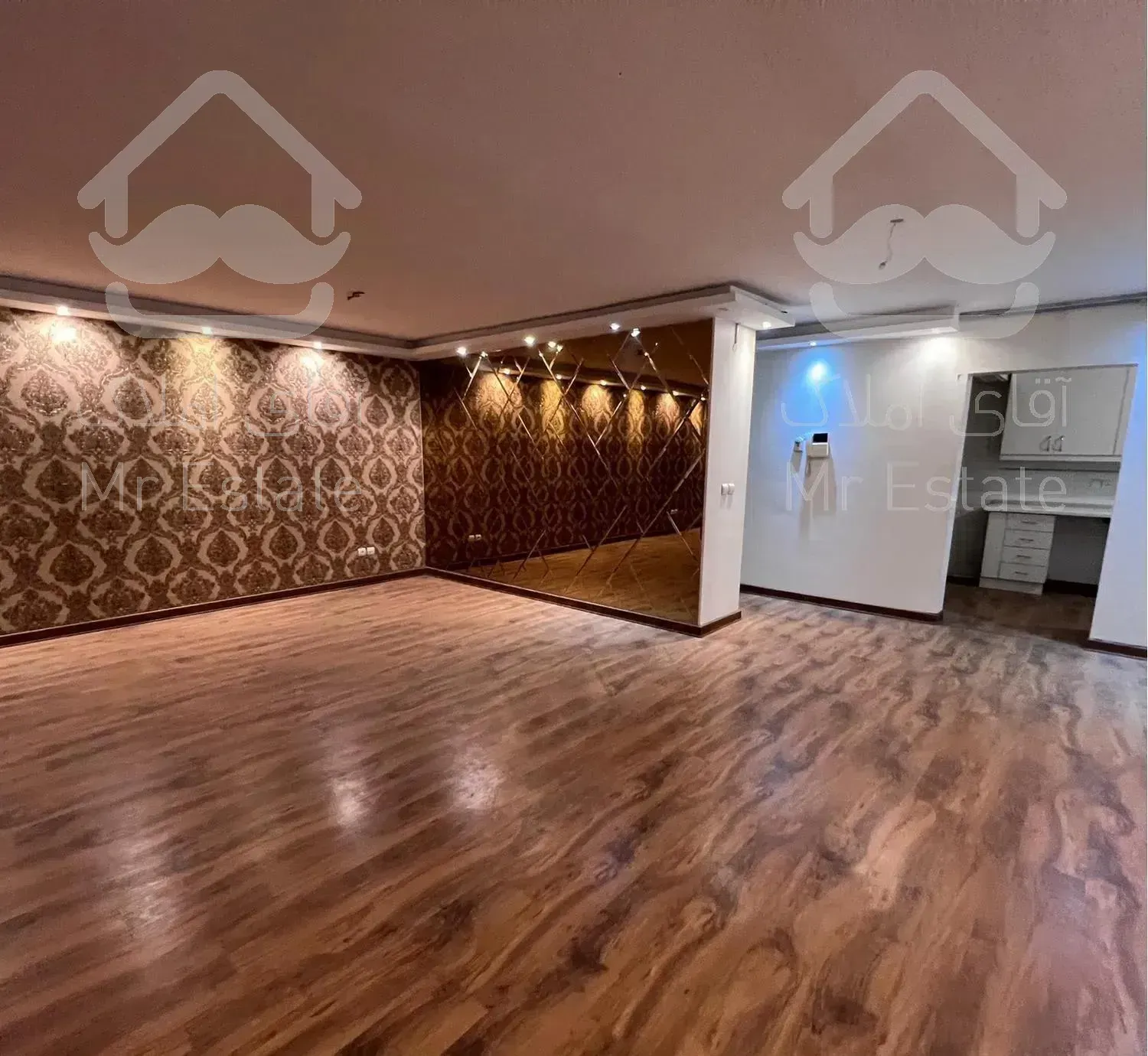 ۳خوابه ۱۴۱متری بالای ورزشگاه