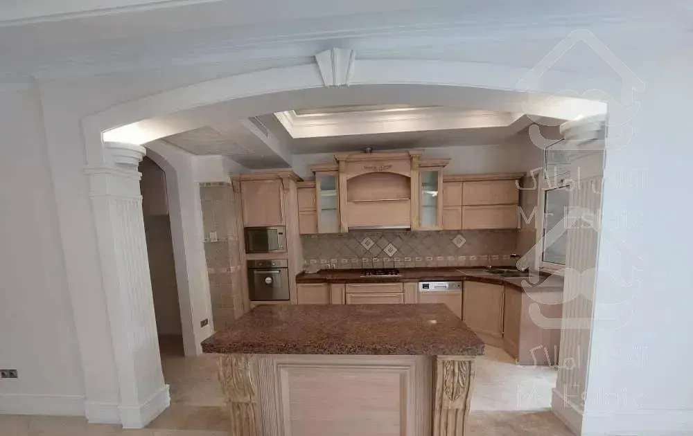 اپارتمان ٤ خواب در فرشته