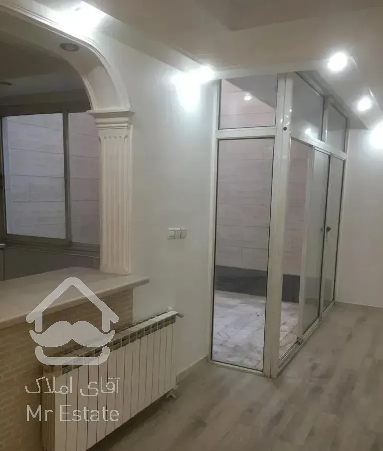 گیشا خیابان فرد 120 متر 2 خواب باسازی شده