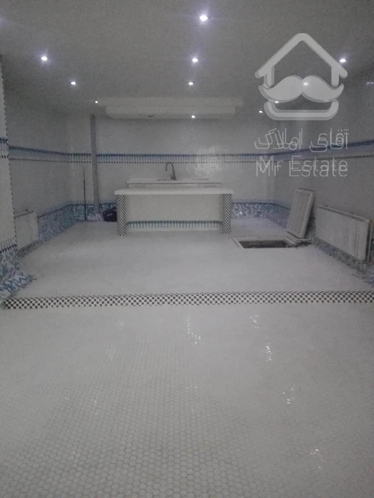 رهن واجاره اپارتمان 195 متر  در چیذر